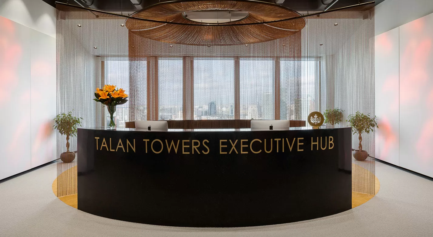 Световые панели и напольные покрытия для Talan Towers Executive Hub Коворкинг